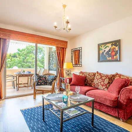 Апартаменты Le Mandarin By Interhome