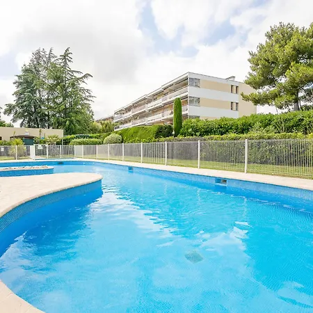 Le Mandarin By Interhome